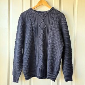 Men's Old Navy EUC Classic Cable Knit Sweater - Navy Sz L